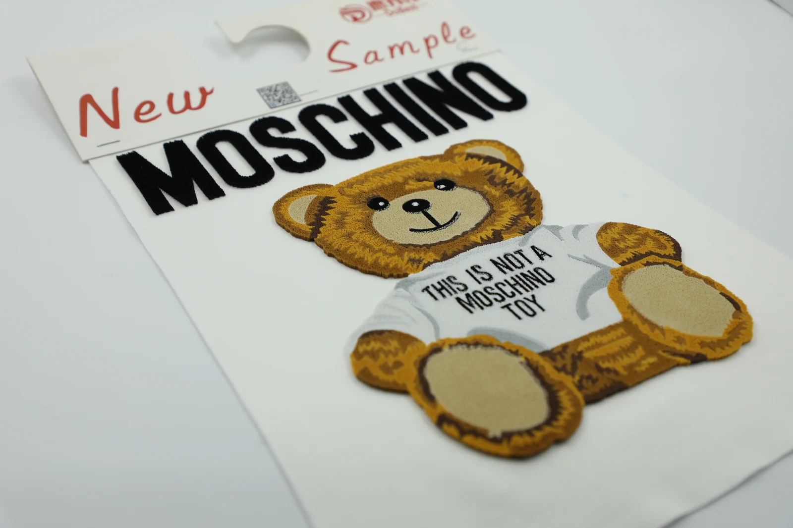 Custom toothbrush embroidery 3D teddy bear turf embroidery patch 2