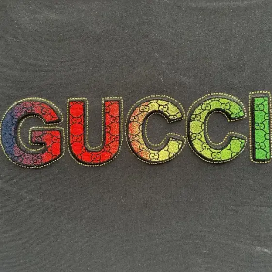 Gradient toothbrush embroidery customization | Rainbow letter flocking embroidery + gold-edged hotfix rhinestones