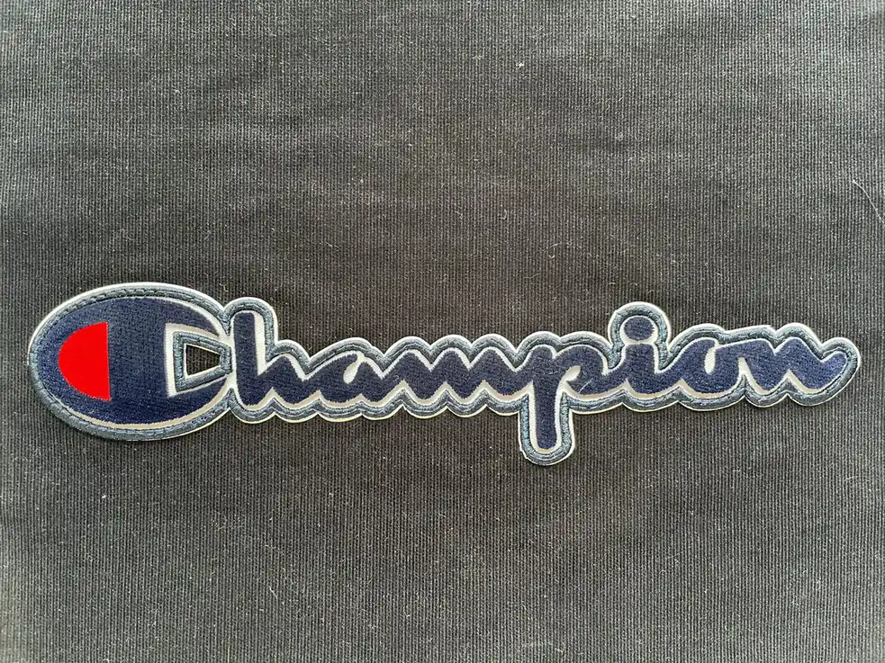 Champion草写字母牙刷绣定制+EVA立体绣包边 图2