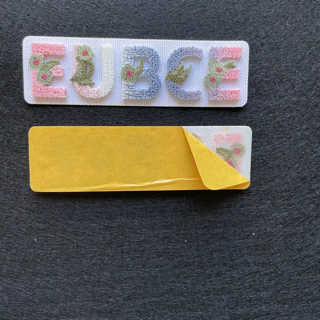 渐变牙刷绣绣花章自粘背胶字母章定制撕开即贴 图3