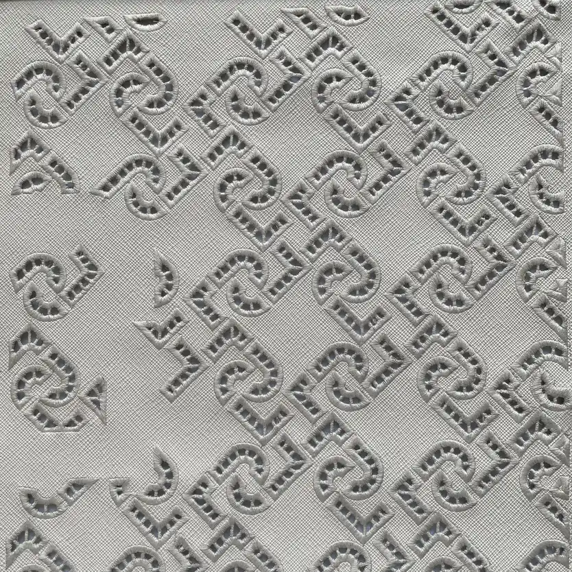 透气激光切割镂空绣｜LIUJO包包LOGO雕孔绣