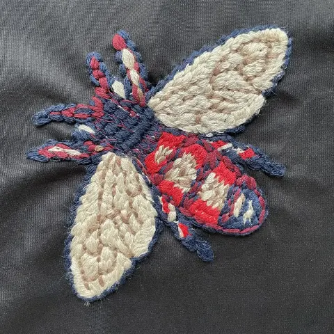 Heavy-stitch Bumblebee chunky wool-yarn hollow 3D embroidery streetwear embroidered patch