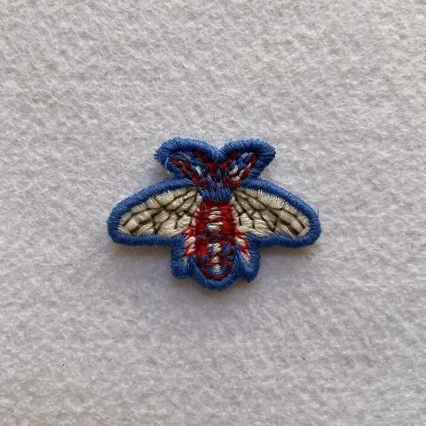 Children's Wear Little Bee Hollow 3D Coreless Garment Accessory Badge