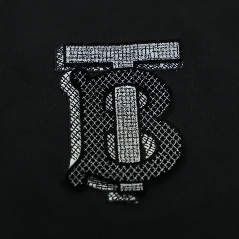 Small-Batch Embroidery for Shenzhen Streetwear Brands: Fast-Turnaround Toothbrush & Chenille Customisation